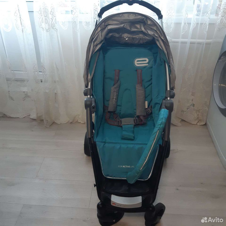 Коляска прогулочная