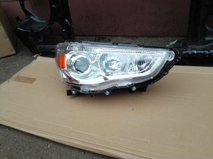 Mmc asx 2011 фара правая