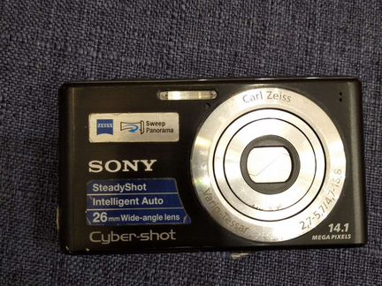 Компактный фотоаппарат