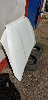 Капот на Тойоту Тундру