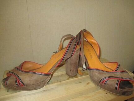 Босоножки замшевые, размер 38