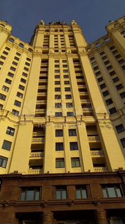 3-к квартира, 65 м², 1/28 эт.