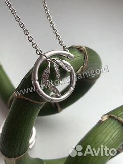 Золотой кулон