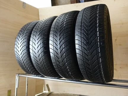 215 60 17 Goodyear Ultragrip Wranger 105H