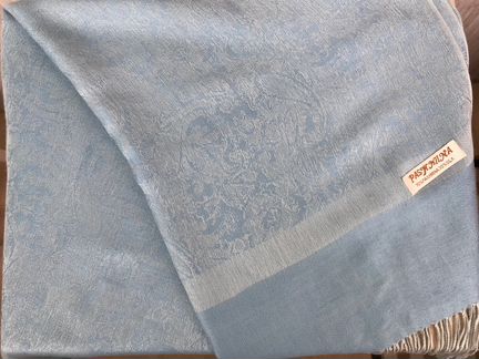 Палантин светло-голубой