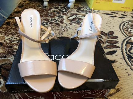 Туфли Taccardi 36 бежевые