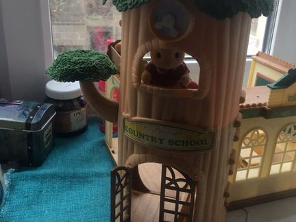 Sylvanian families лесная школа