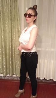 Брюки с заниженным шаговым швом