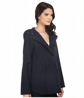 Женская куртка-ветровка Vince Camuto, р.50