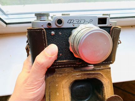 Плёночный фотоаппарат фэд-2