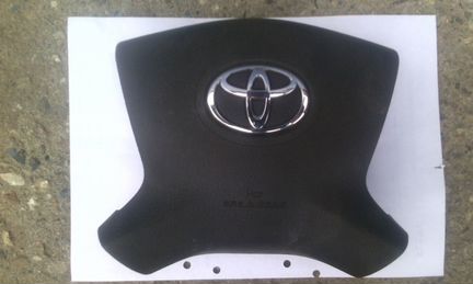 Toyota Avensis T250 подушка безопасности в руль
