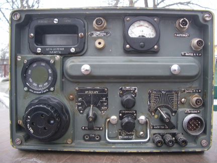 Армейский ламповый укв радиоприемник Р-314