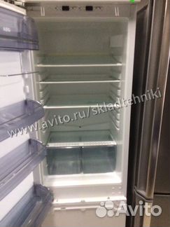 Холодильник встраиваемый
