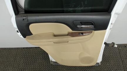 Дверь боковая левая задняя Chevrolet Tahoe, 2007