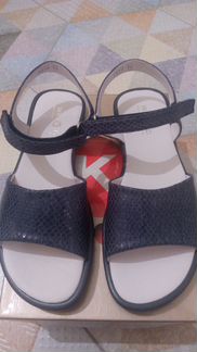Босоножки walkid Италия р.36 новые