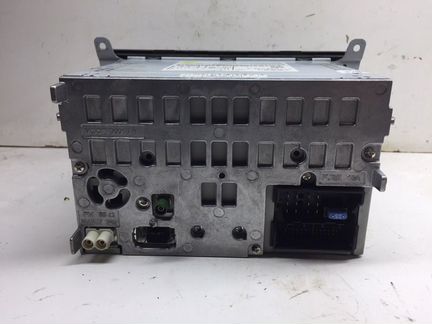 Магнитола Audi Q5 3.2 FSI 2010