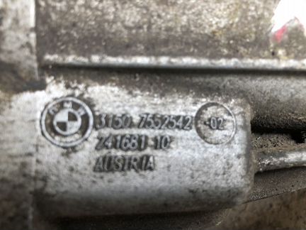 Опорный кронштейн для BMW X5 E70, 3.0B