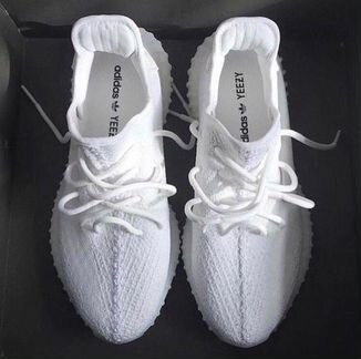 Белые кроссовки Adidas Yeezy Boost 350