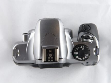 Пленочная зеркалка Canon EOS Kiss L