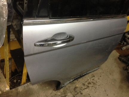 Дверь задняя правая в сборе хонда црв3 CR-V 3