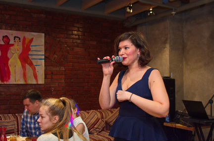 Поющая ведущая на Ваше мероприятие (ведущий, тамад