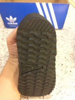 Кроссовки детские adidas 25