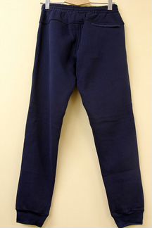 Спортивные штаны утепленные с манжетами