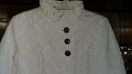 Пальто белое новое