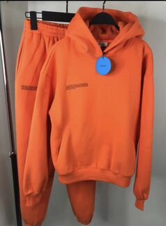 Утепленный женский спортивный костюм