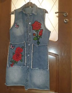 Джинсовая жилетка