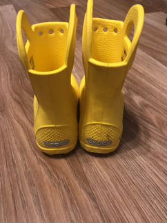 Детские резиновые сапоги crocs