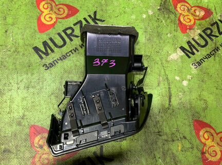 Дефлектор воздуха правый Bmw X1 E84 N46B20BD 2.0L