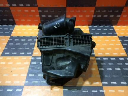 Корпус воздушного фильтра Фольксваген Шаран 3М