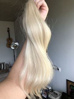 Волосы блонд на капсулах 50 см