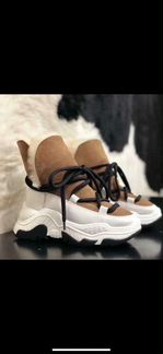 Зимние замшевые ботинки