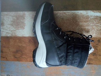 Теплые полусапожки