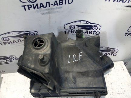 Корпус воздушного фильтра Land Rover Freelader 2