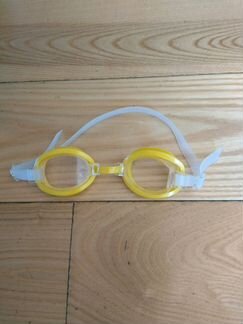 Нарукавники для плавания, сланцы