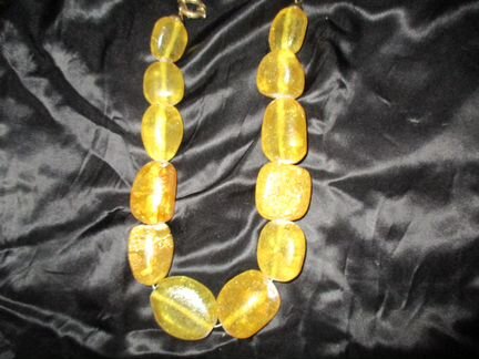 Бусы из прессованного янтаря Monies