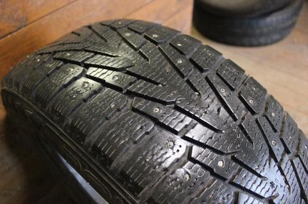 Шина бу 235-60-18 Nokian Hakkapeliitta 7 SUV