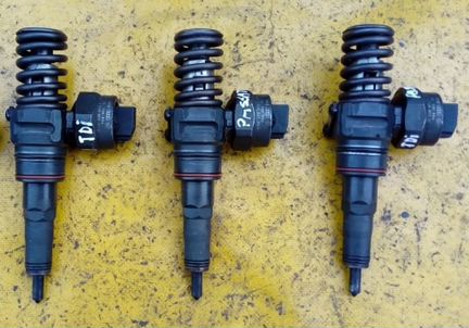 Форсунки к Volkswagen Sharan 038130073F 038130073T