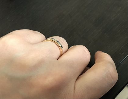 Золотое кольцо с сапфирами и бриллиантами
