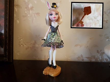 Кукла Ever After High Банни Бланк (перевыпуск)