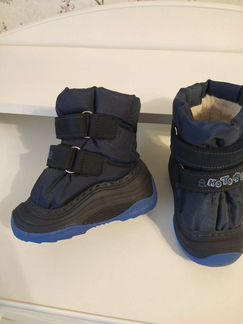 Детские ботинки