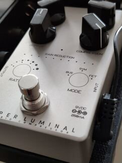 Darkglass Hyper Luminal