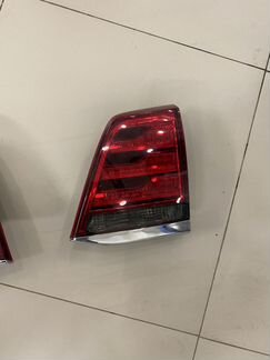 Продаю задние фонари на Лексус LX