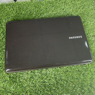 Ноутбук Samsung R450