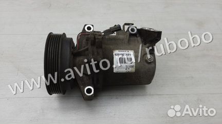 Компрессор кондиционера Renault Megane 3 K4M 2012