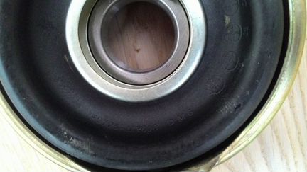 Опорный подшипник вала hyundai H1 starex H200