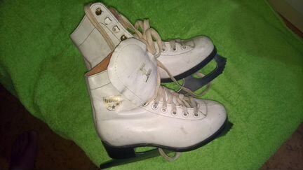 Коньки фигурные с ботинками и лезвия коньков СССР